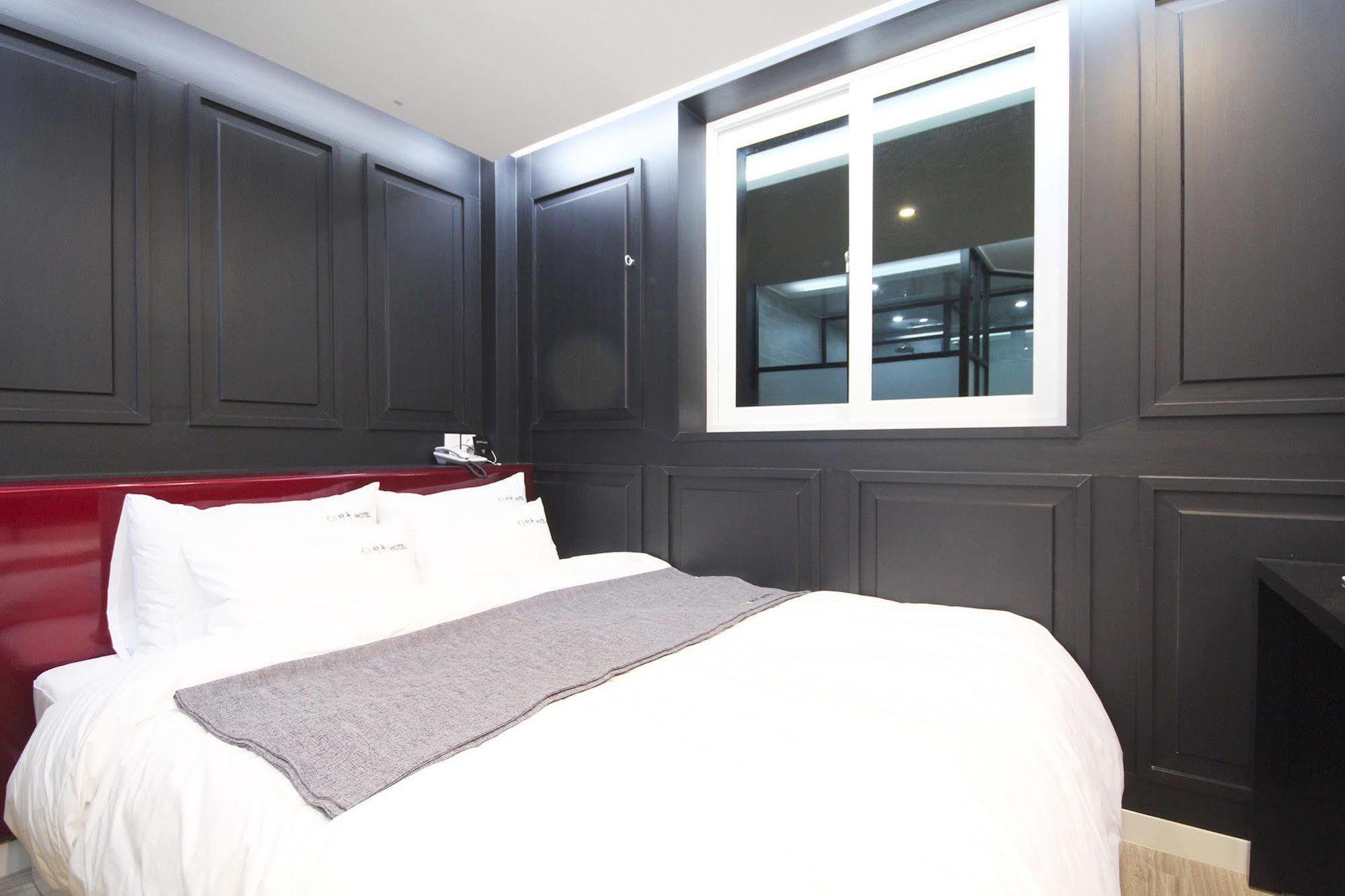 Haru Hotel Gimhae Eksteriør billede