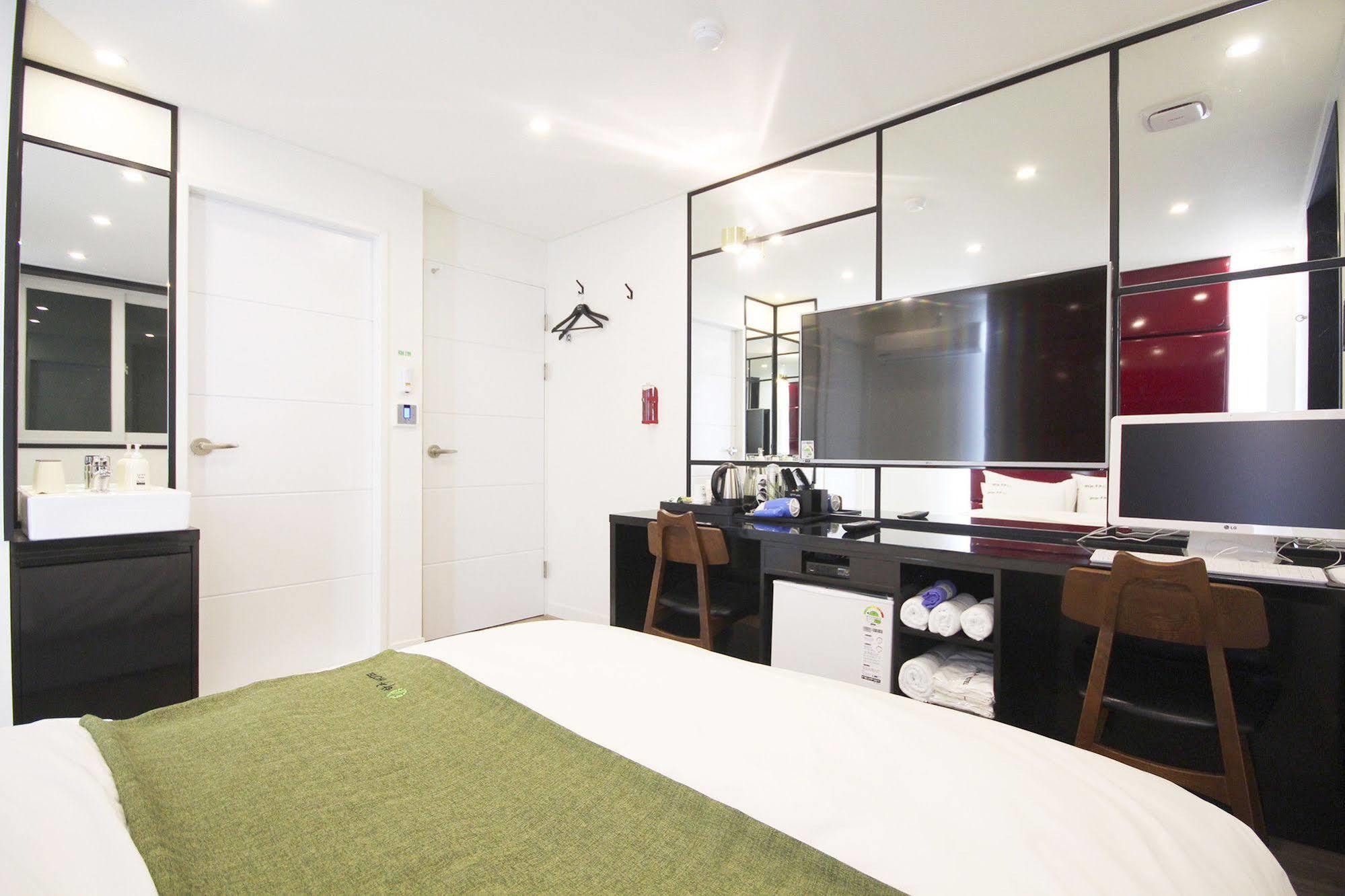 Haru Hotel Gimhae Eksteriør billede